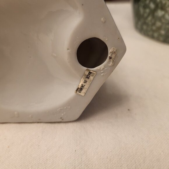 Set of 2 -70's Chinese White Porcelain Farmer with Hat Carrying Yoke Statue - Picture 6 of 6